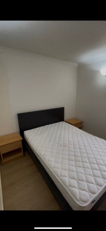 Room Duckett Street in Greater London