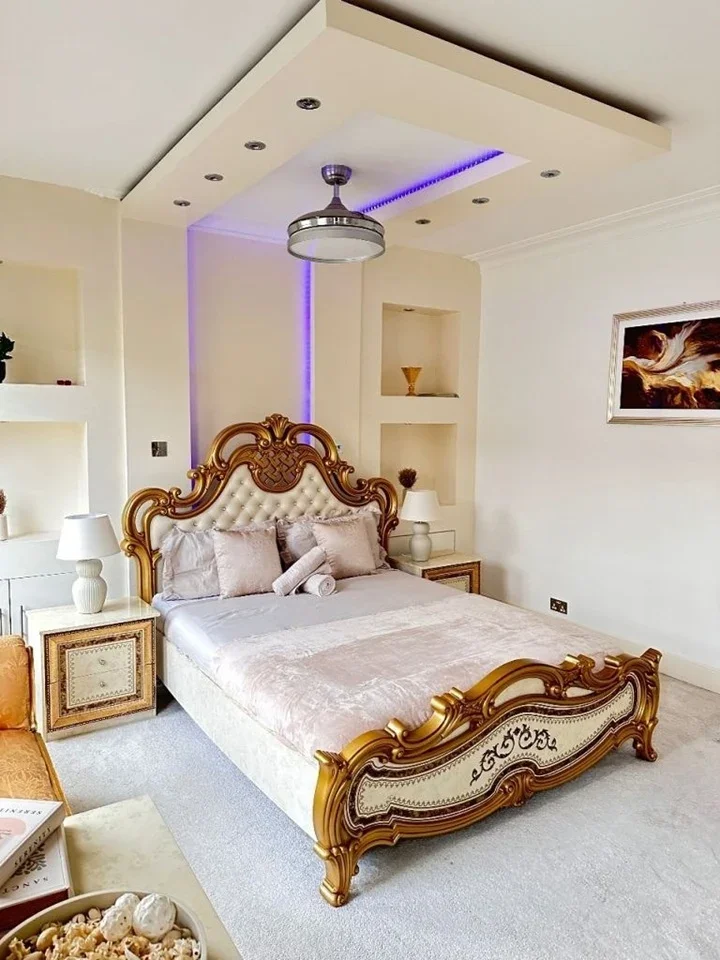 Room Leander Road in Greater London