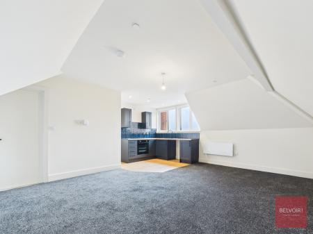 Flat Dillwyn Street in Swansea