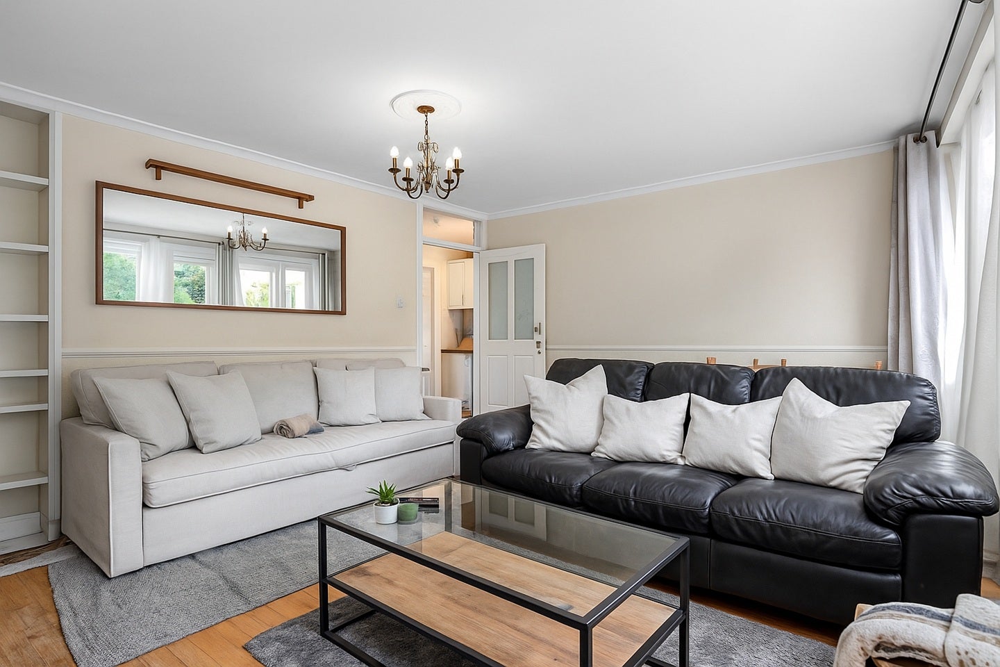 House Aintree Street in Greater London