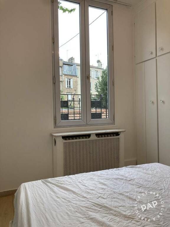 Flat Rue Romain Rolland in Les Lilas