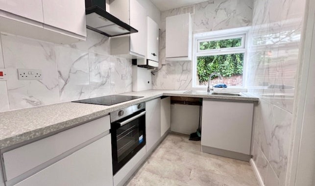 Flat Edmund Road in Sheffield