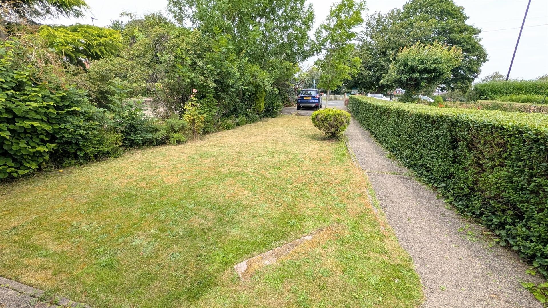 House Lydgate Lane in Sheffield