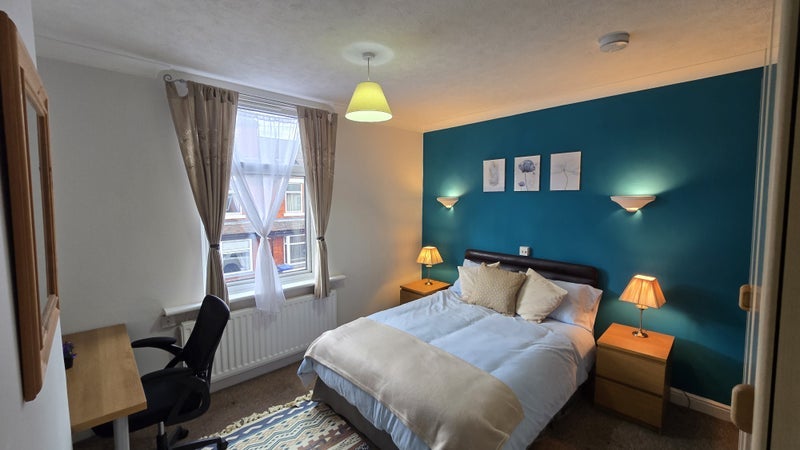 Room Kimberley Road in Newcastle-under-Lyme
