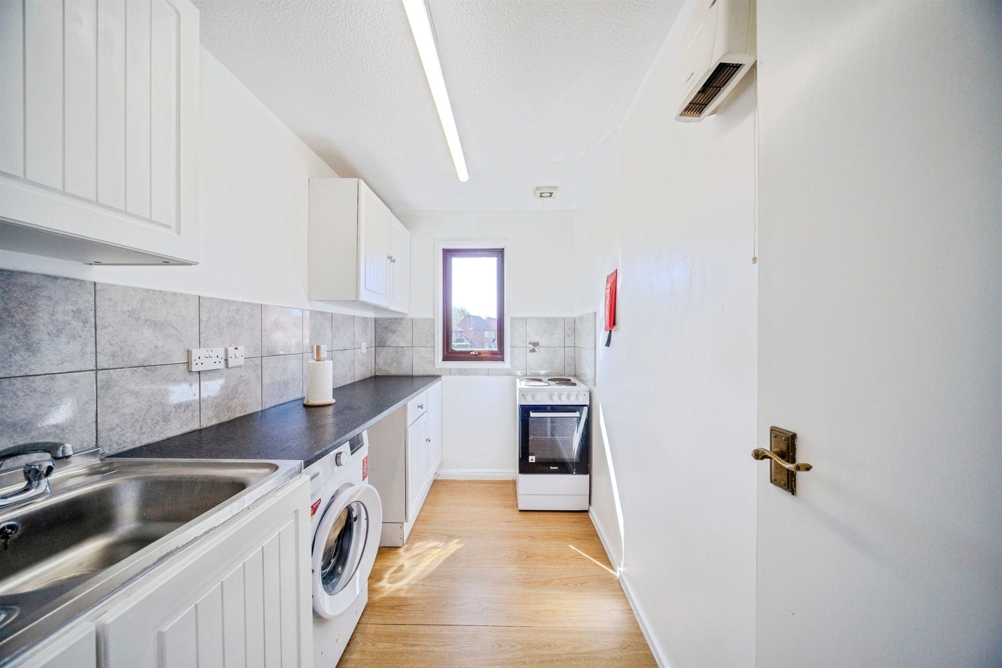 Flat Clayhill in Milton Keynes