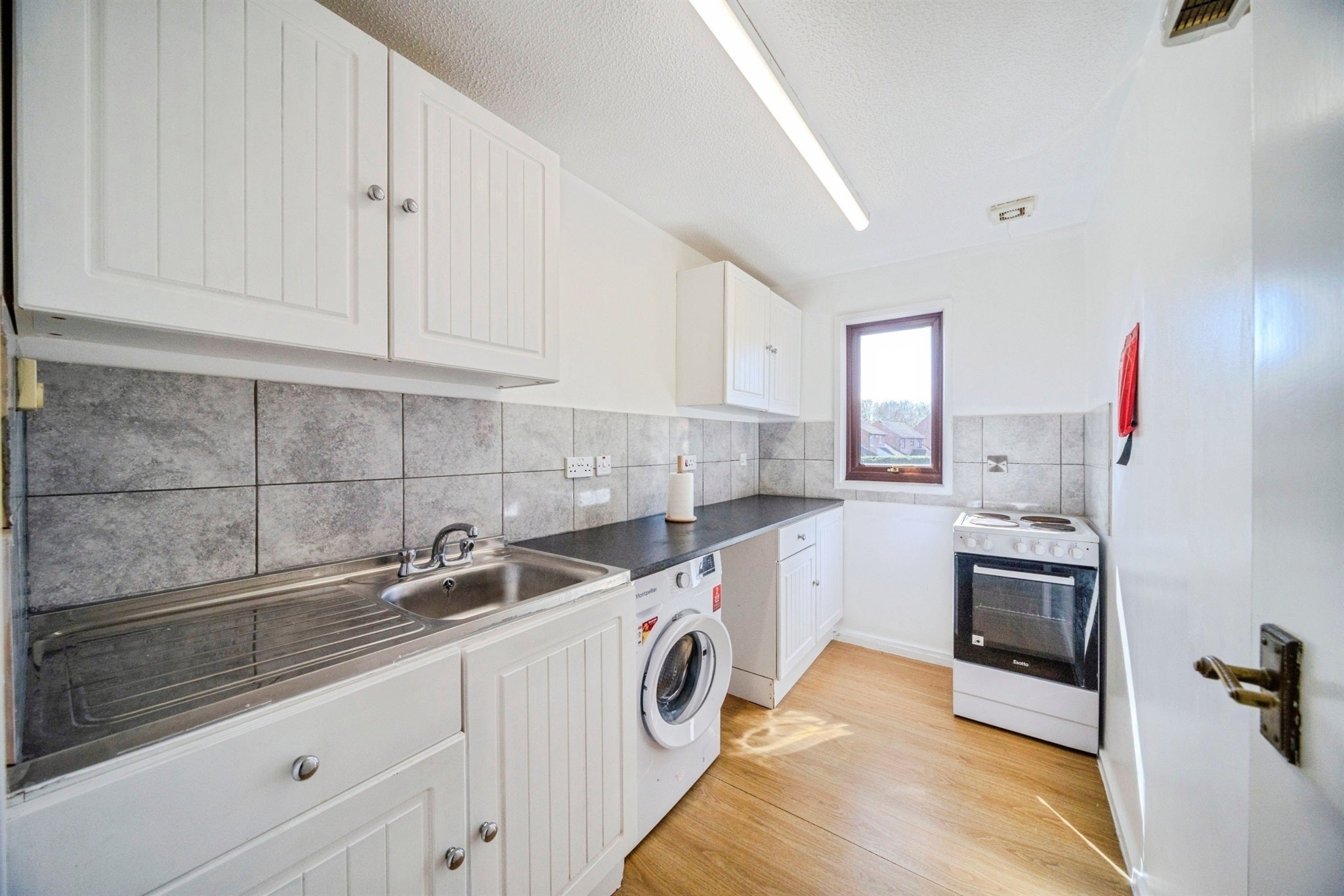 Flat Clayhill in Milton Keynes