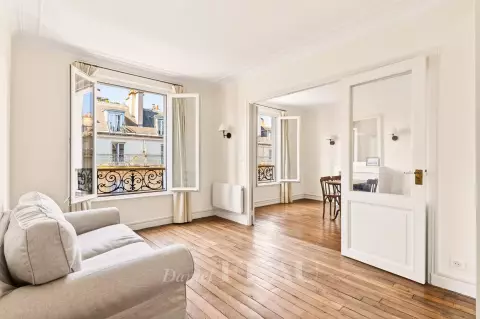 Appartement Place du Panthéon à Paris