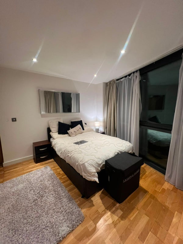 Room Roberts Wharf in Leeds