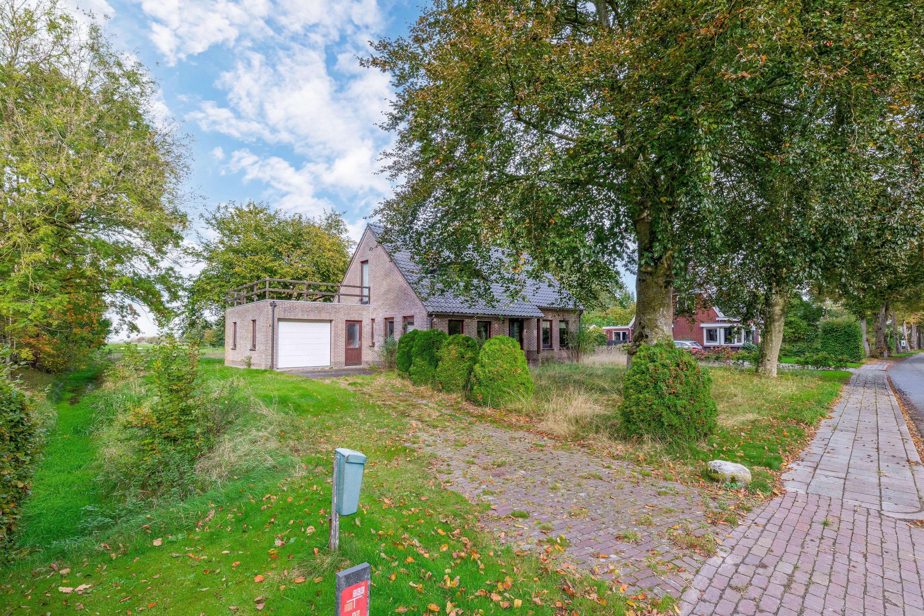 Huis Hoofdweg 10 in Finsterwolde