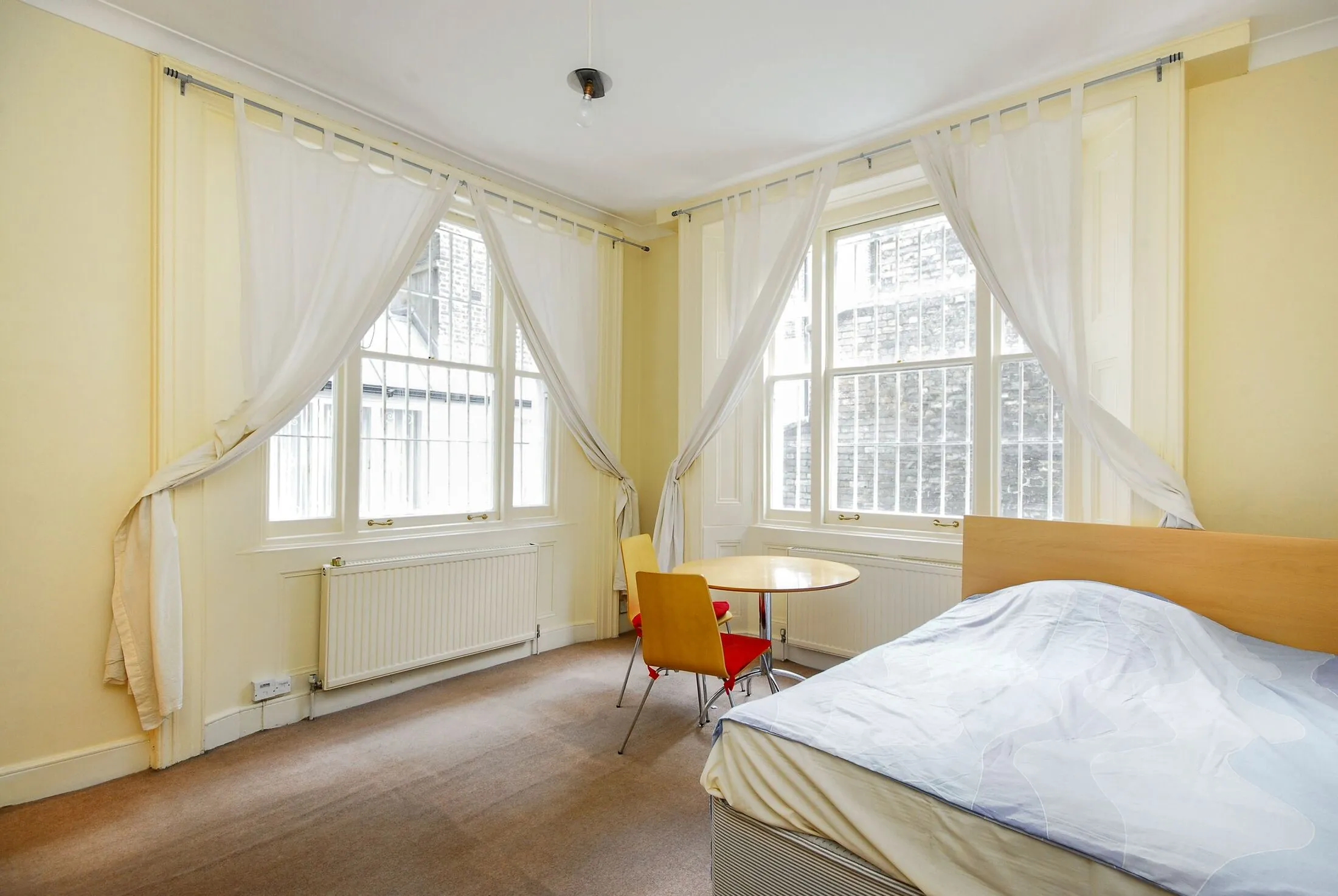 Flat Gore Street in Greater London