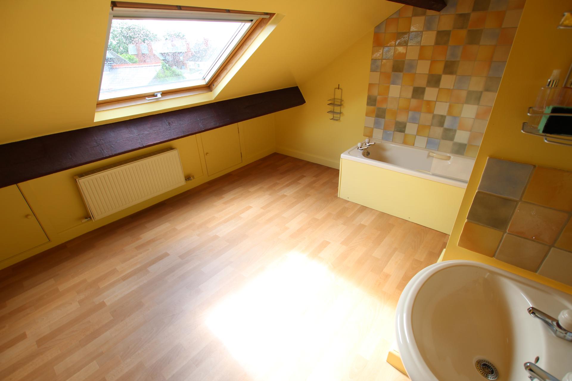 Room Victoria Road in Northwich