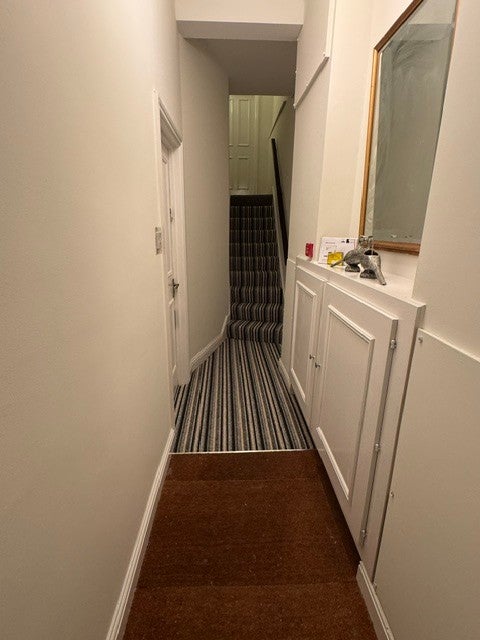 Flat Adelaide Grove in Greater London
