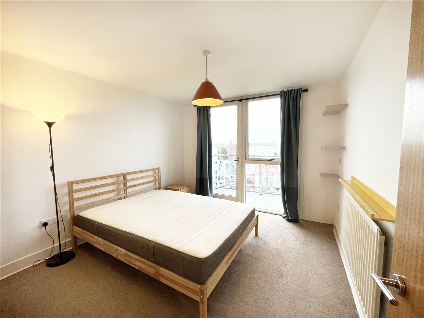 Flat Langley Walk in Birmingham
