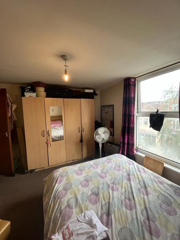 Room Green Lanes in Greater London