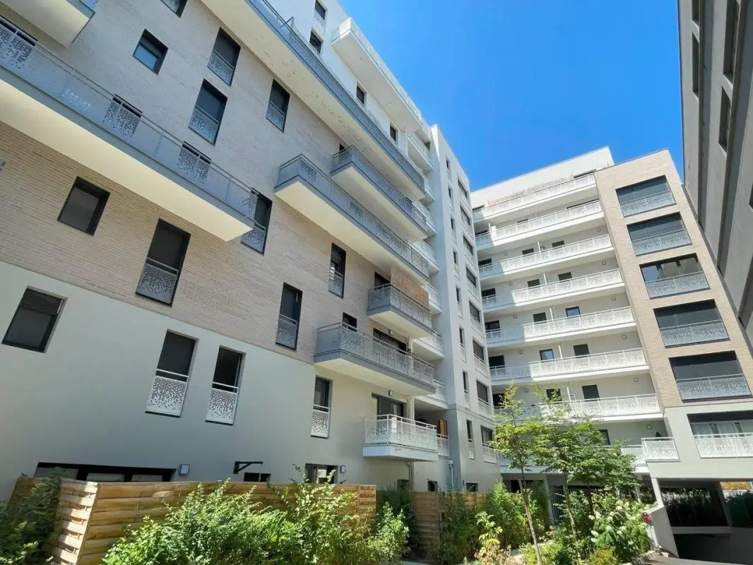 Flat Avenue Paul Vaillant-Couturier in Bobigny