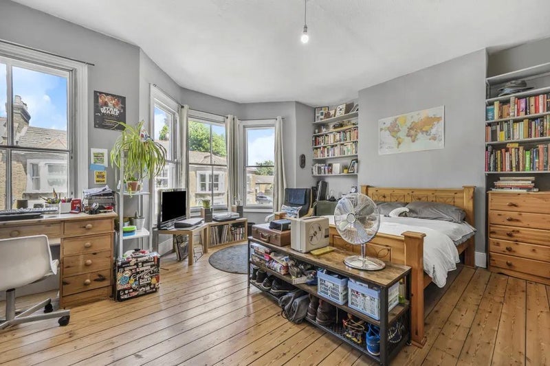 Room St Asaph Road in Greater London