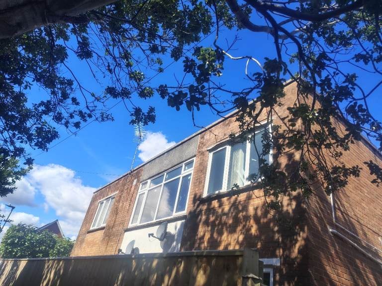 Flat Topsham Road in Exeter