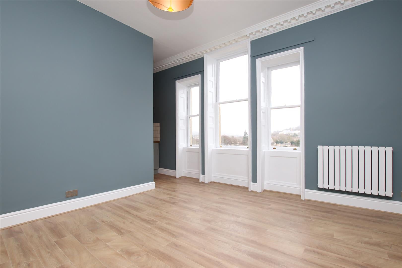 Flat Lower Oldfield Park in Bath