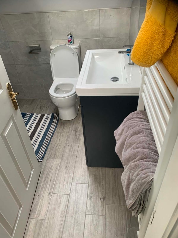 Room Glenborne Road in Leicester