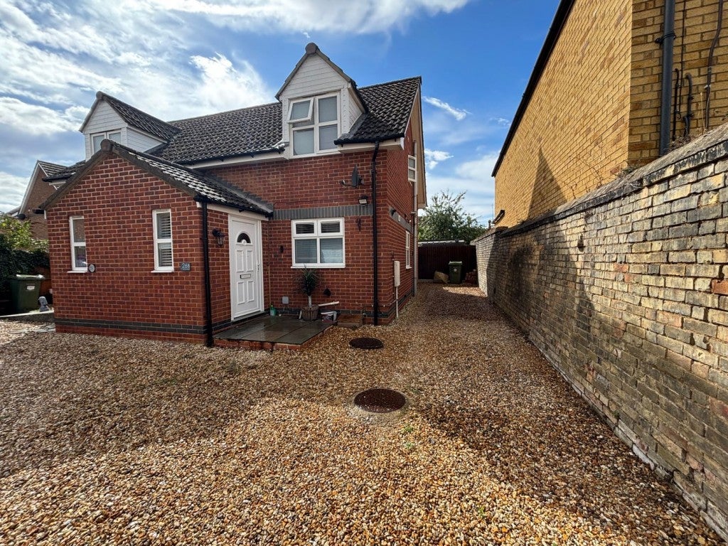 House Hitchin Street in Biggleswade