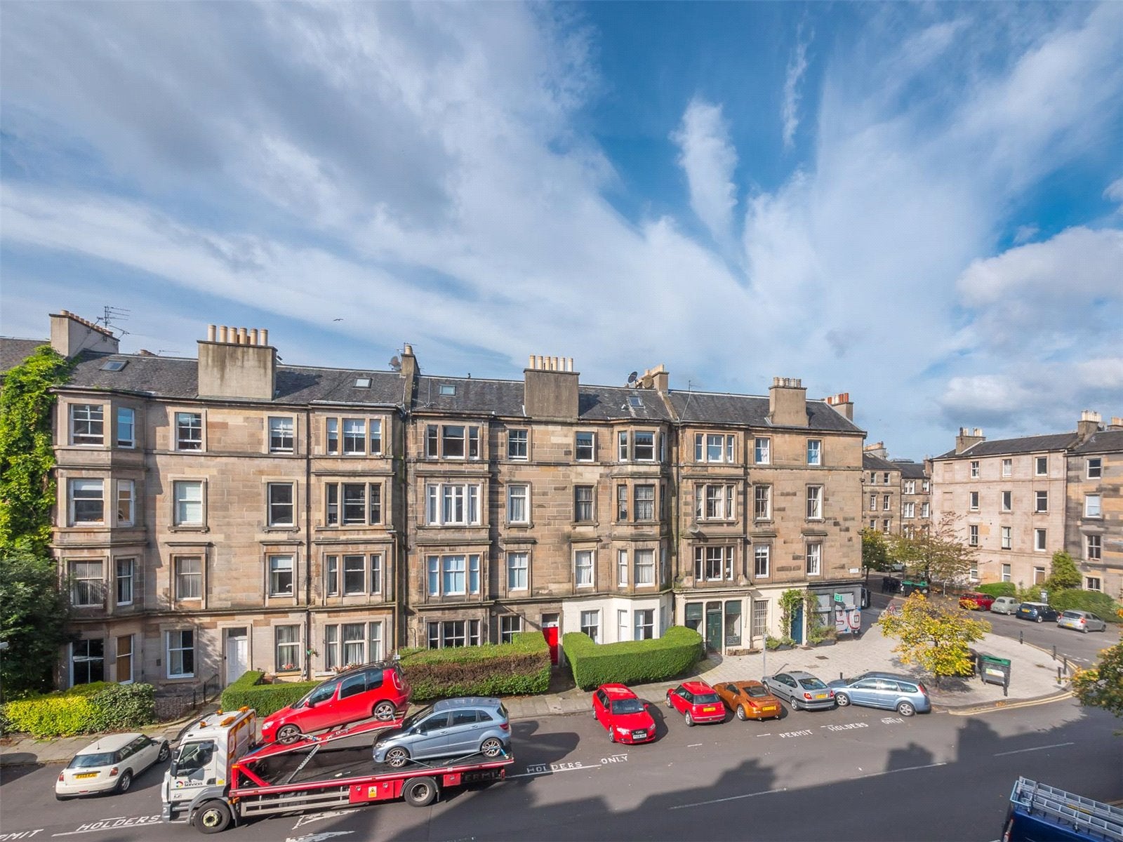 Flat Hillside Street in City of Edinburgh