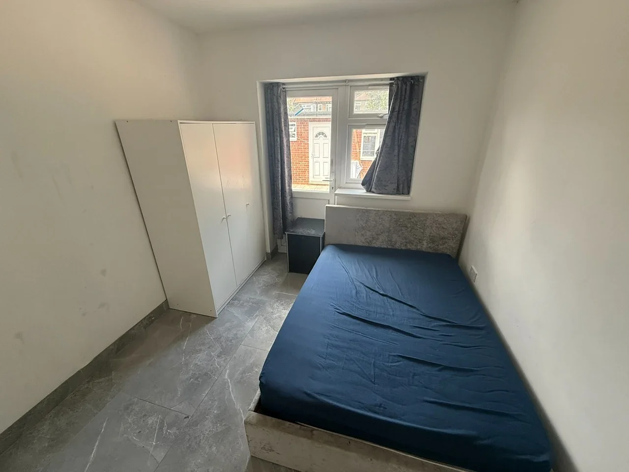 Room Rutland Road in Greater London