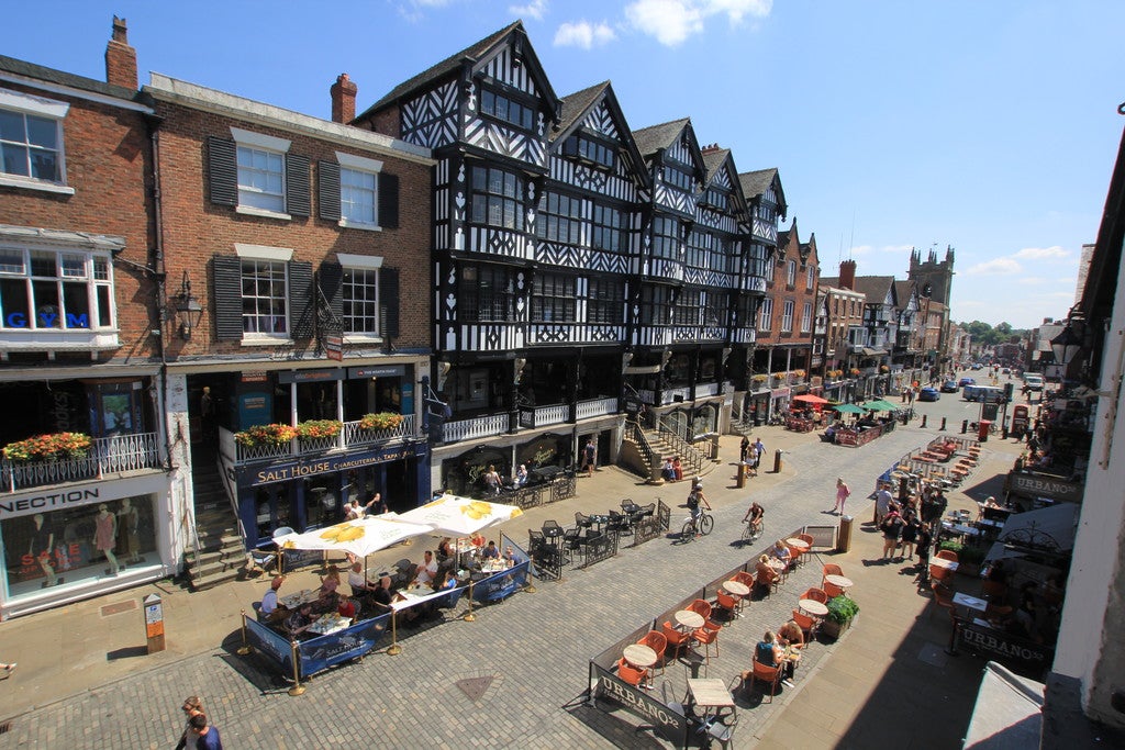 Flat Northgate Street in Chester