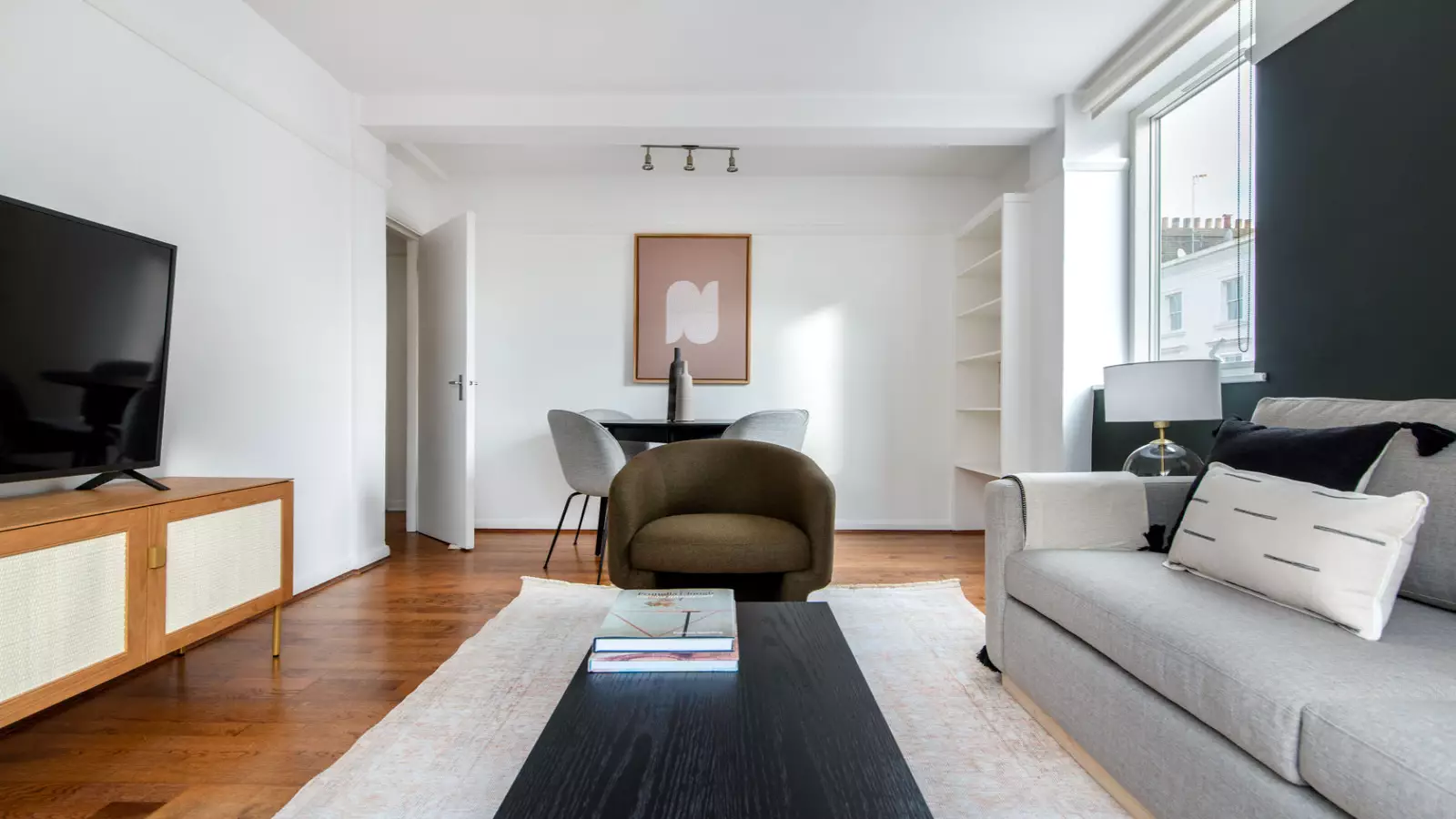 Flat Winchester Street in City of Westminster