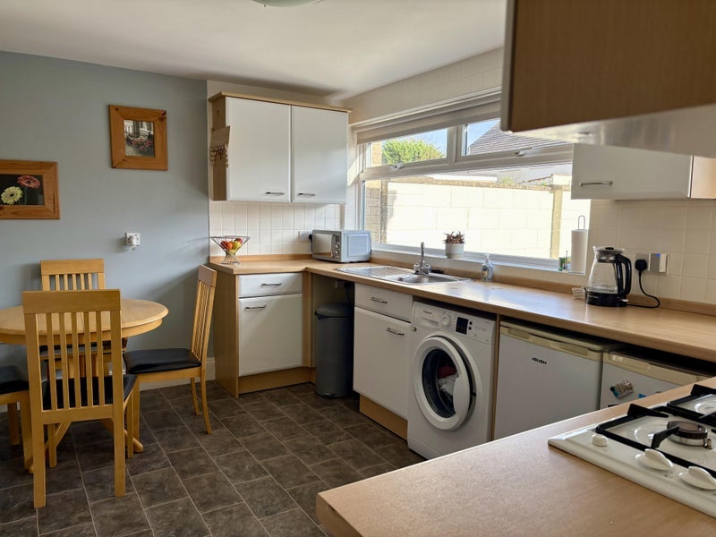 Room Moorfield Road in Backwell