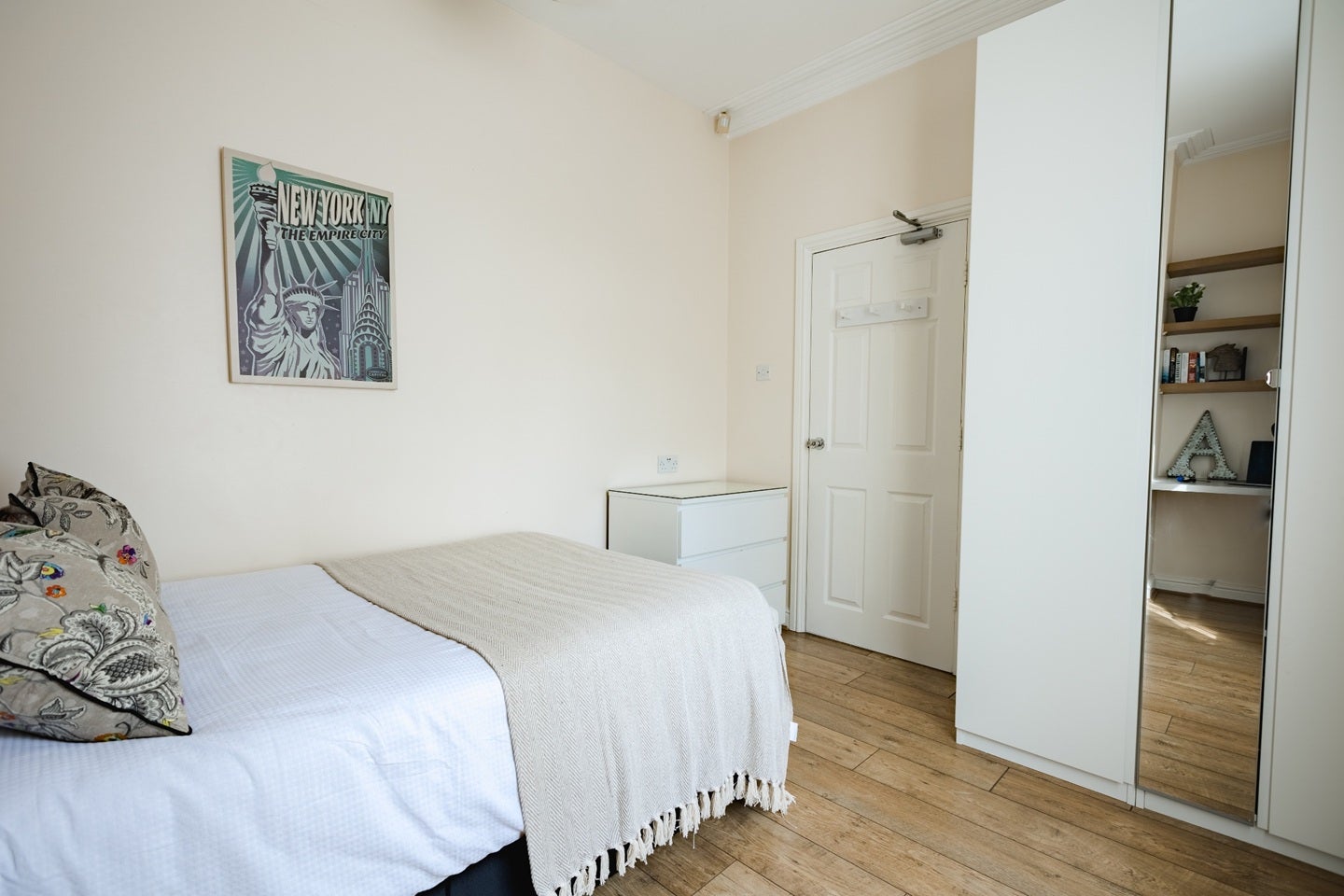 Room Marshall Street in Hull