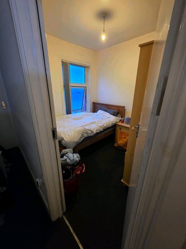 Room Pershore Road in Birmingham