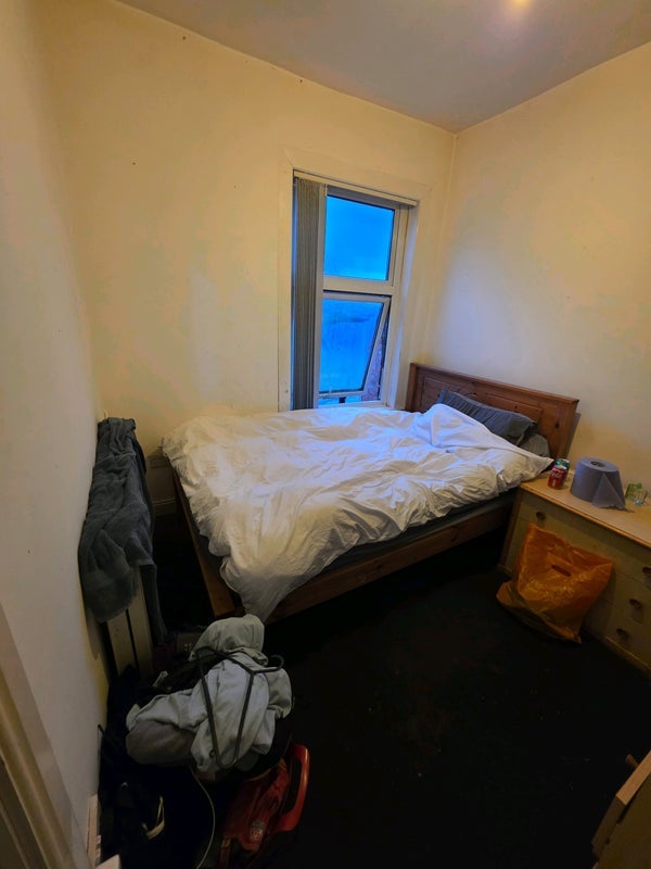 Room Pershore Road in Birmingham