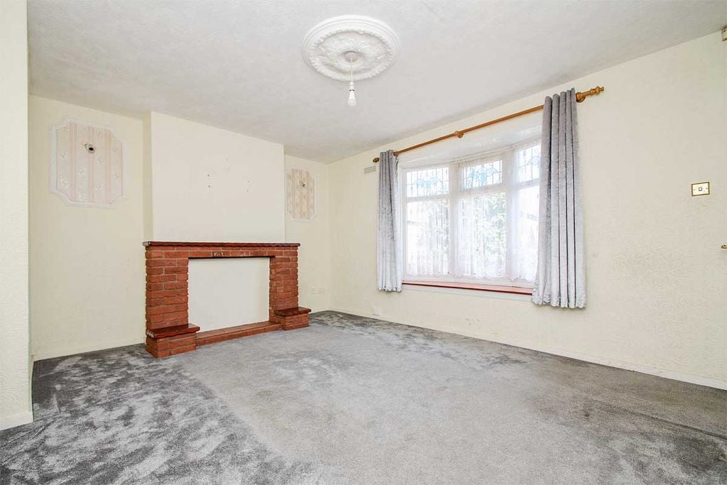House Drayton Street in Darlaston