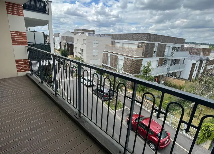 Flat Rue René Navier in Noisy-le-Grand