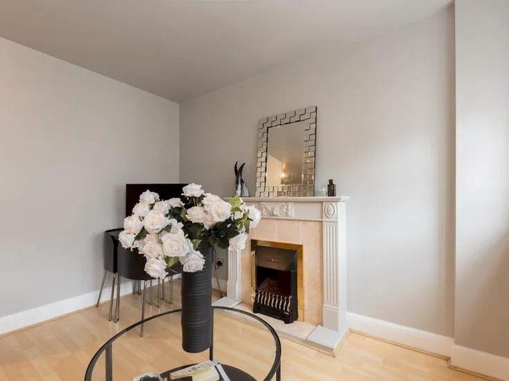 Flat Redan Place in City of Westminster