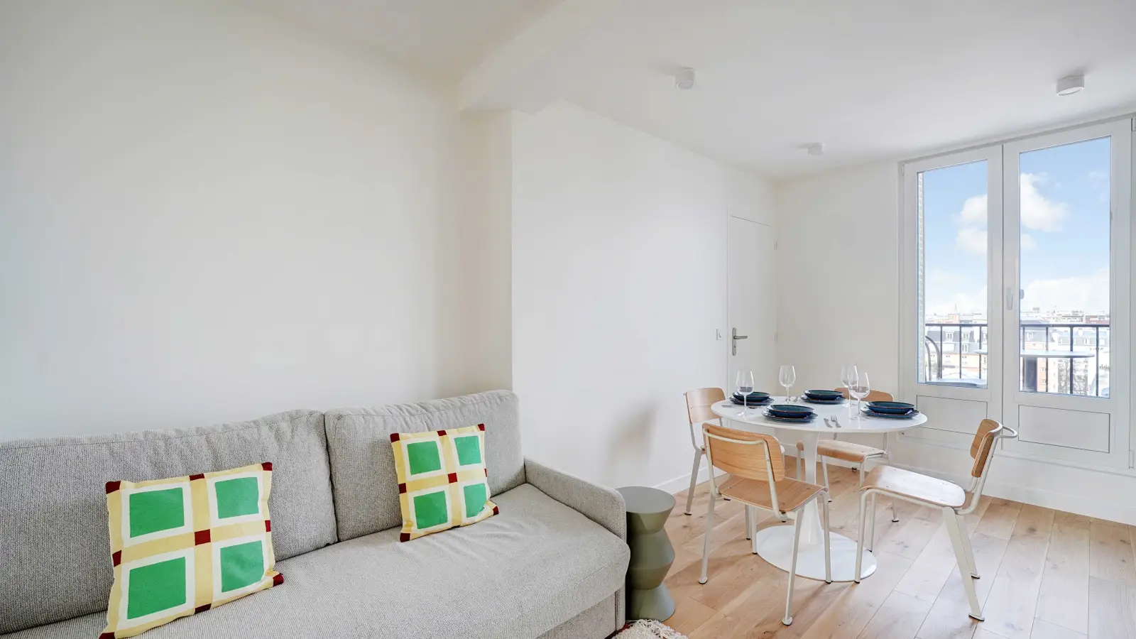 Appartement Impasse de l'Église à Paris