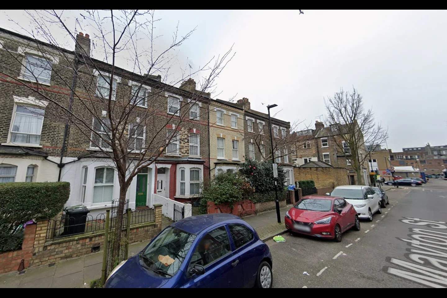 Flat Mayton Street in Greater London
