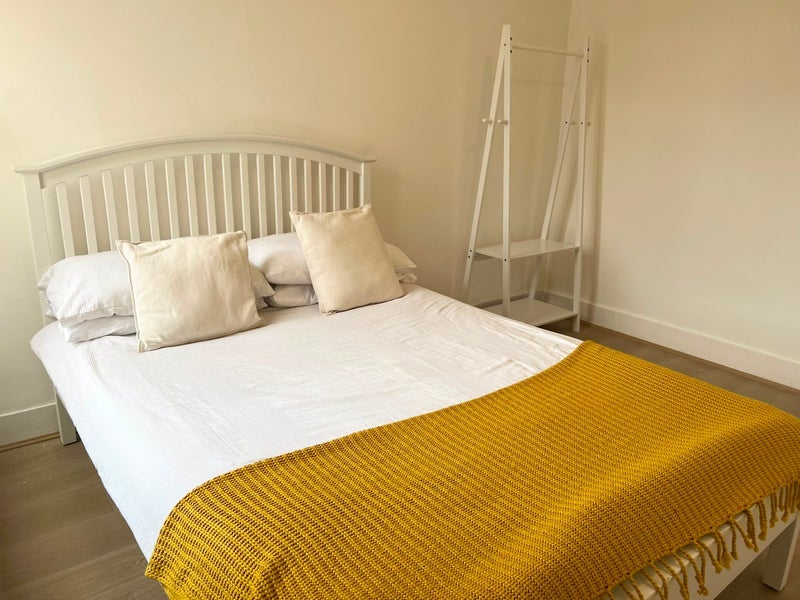 Room Morley Road in Greater London
