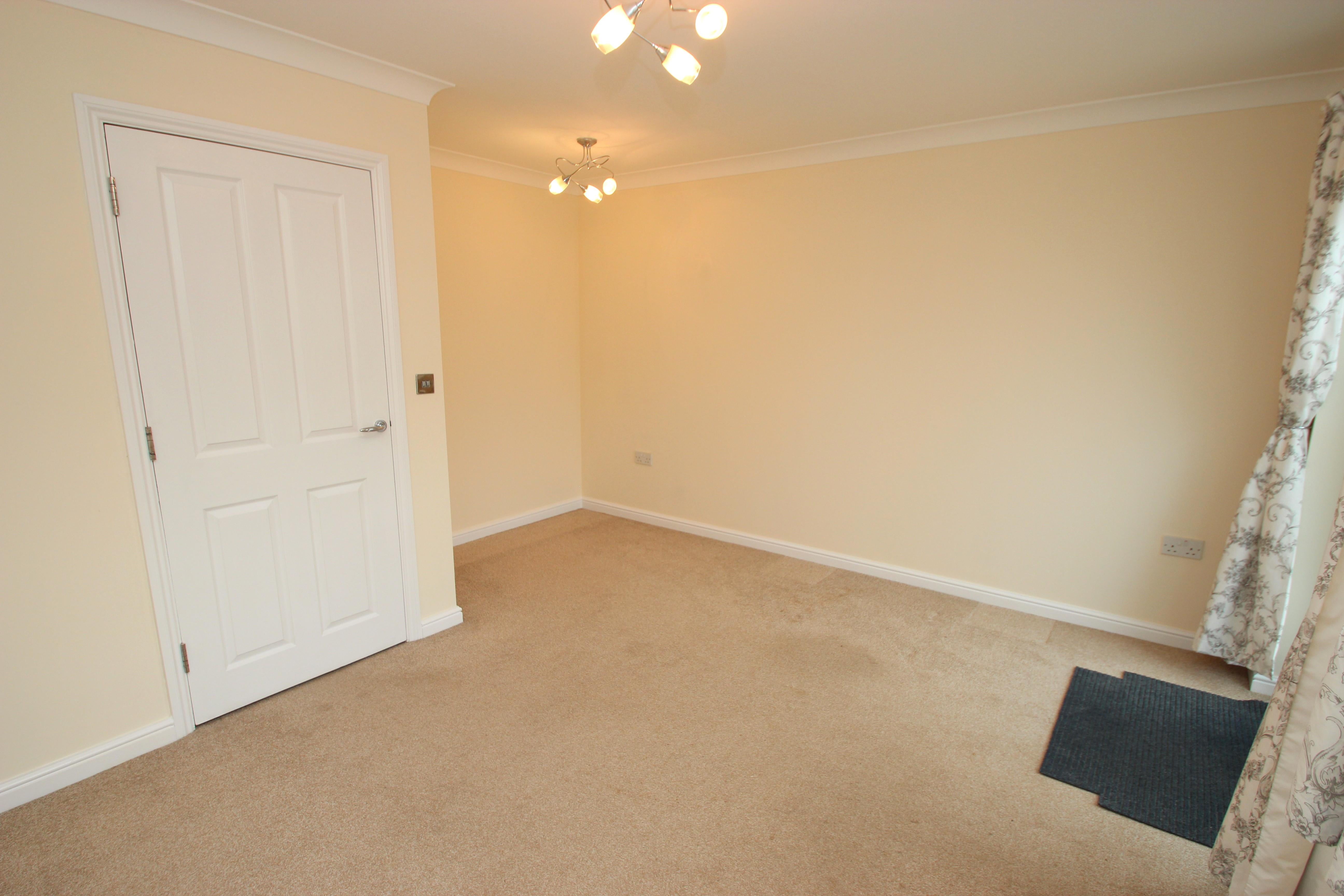 House Chapel Close in Rushden