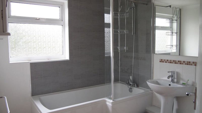 Room Crockham Close in Crawley