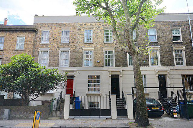 Room Grange Road in Greater London