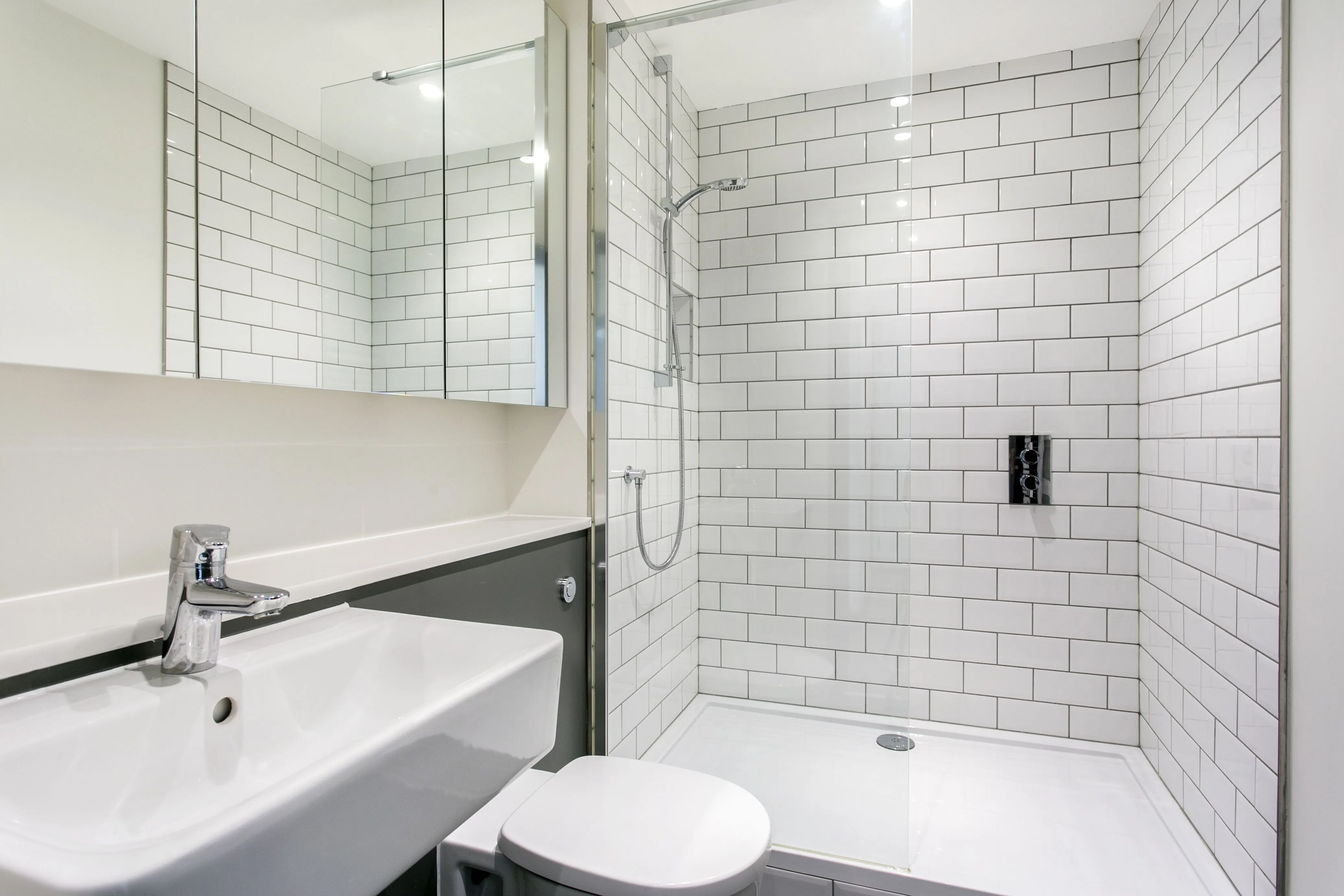 Flat Rupert Court in City of Westminster