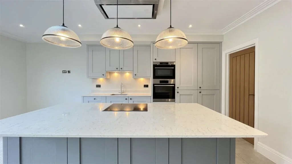 House Burdon Lane in Greater London