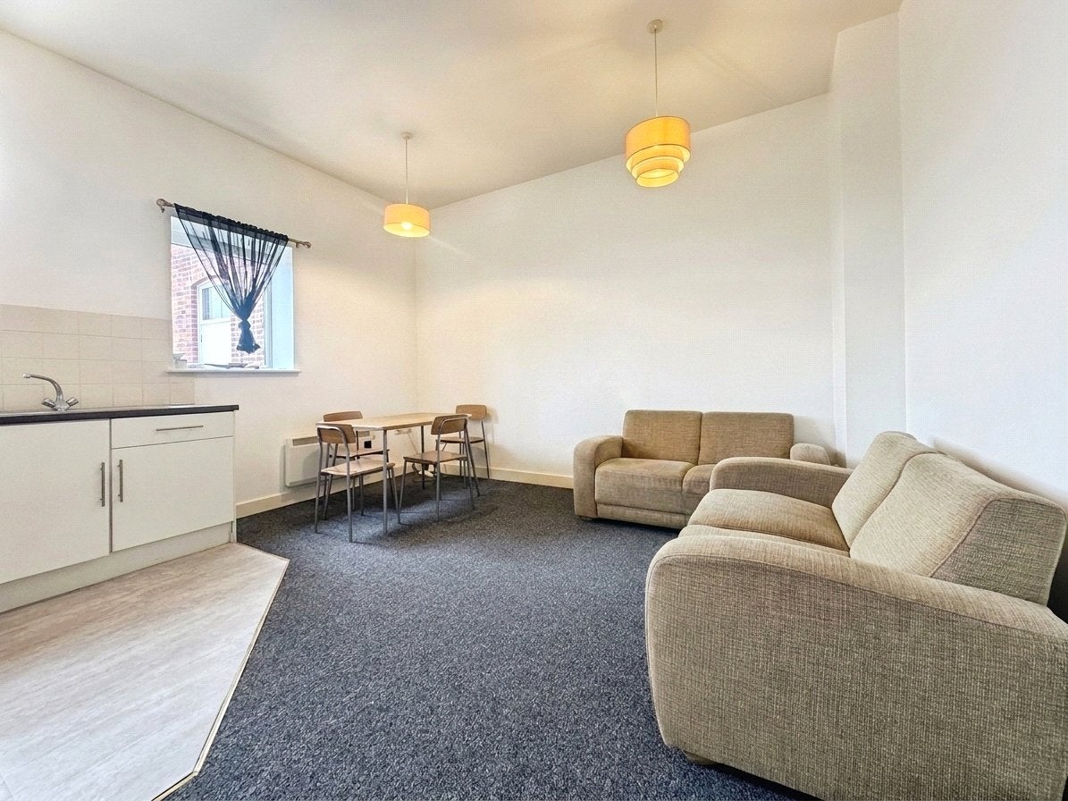 Flat Cheapside in Reading