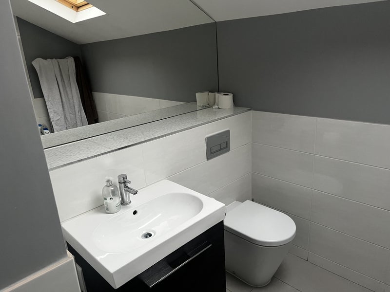 Room Altenburg Gardens in Greater London
