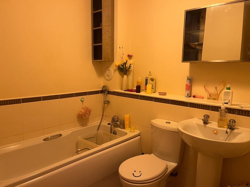 Room Bulldale Place in Glasgow
