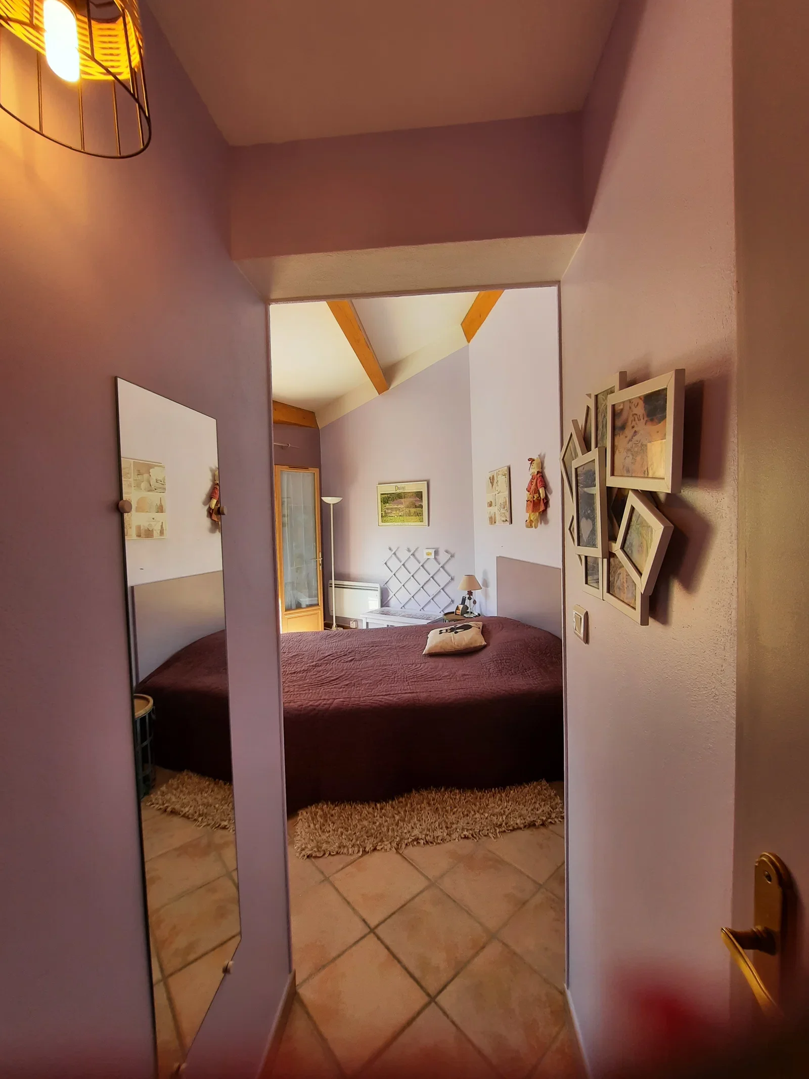 Room Rue Haute Bourgade in Donzère