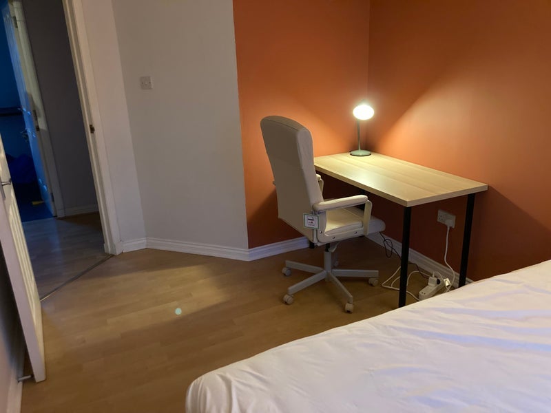 Room Silvergrove Street in Glasgow