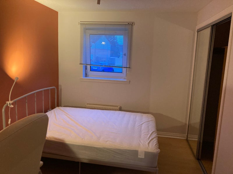 Room Silvergrove Street in Glasgow