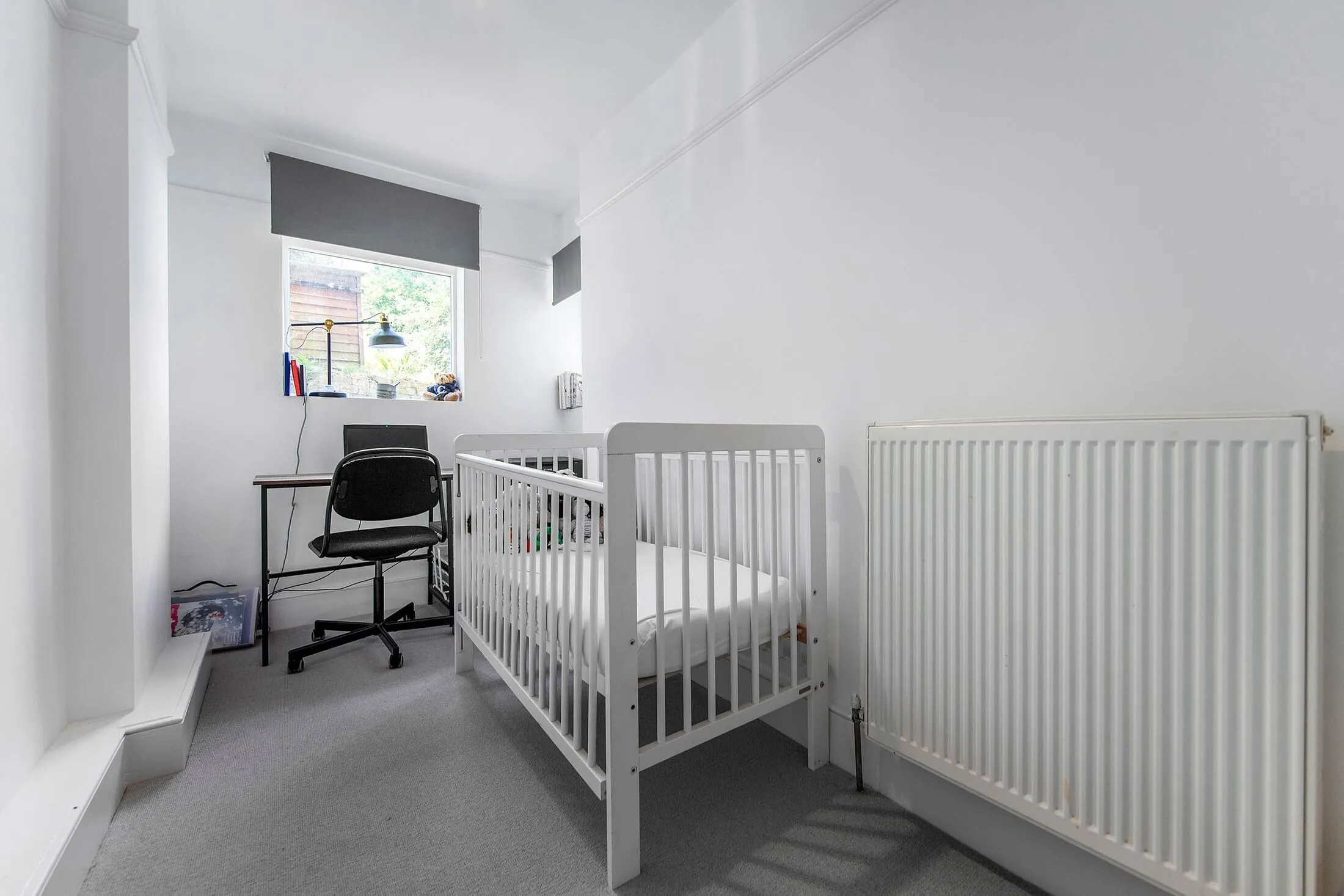 Flat Felden Street in Greater London